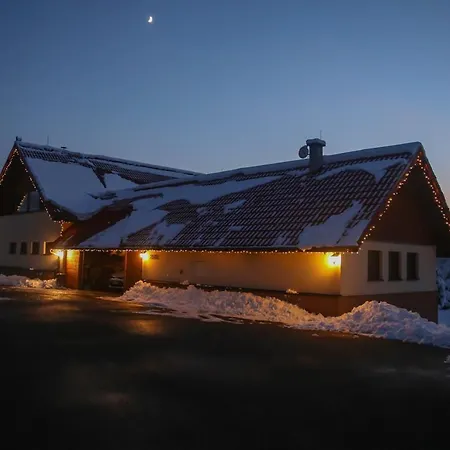 Apartman Kinskych Roznov pod Radhostem Exterior photo